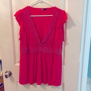 Gorgeous Pink Eyeshadow Tee with Crochet Trim